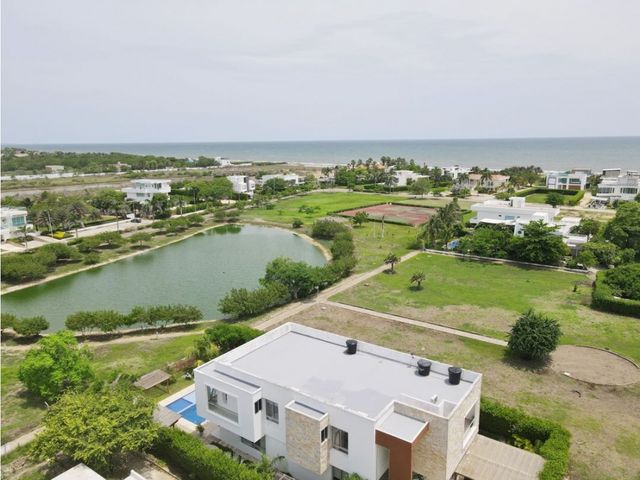 place photo 45