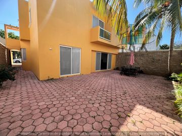 place photo 37