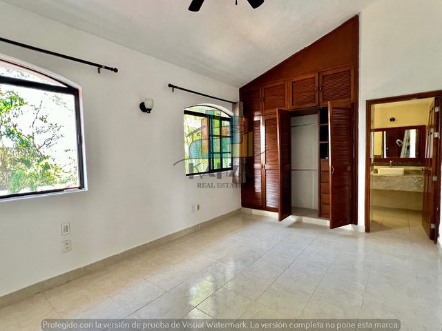 place photo 39