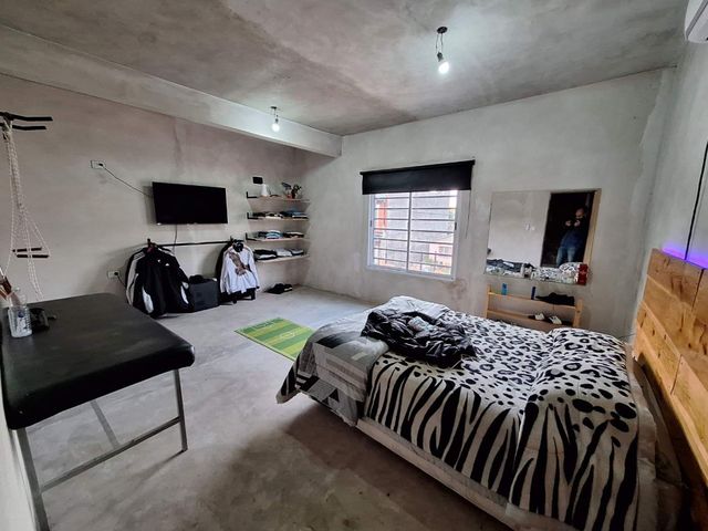 place photo 66
