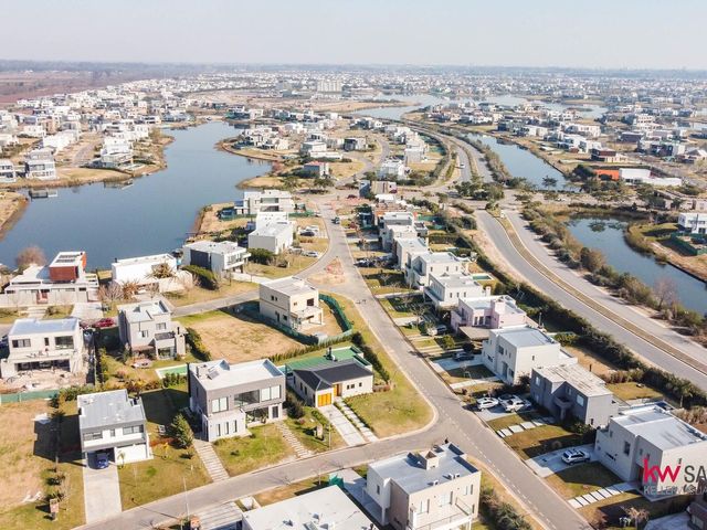 place photo 57