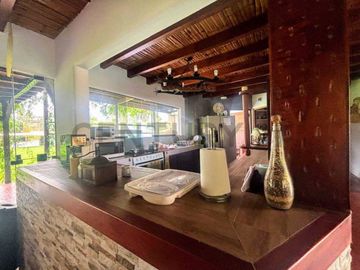 place photo 44