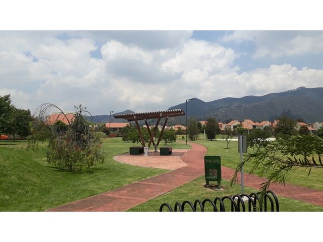 place photo 46