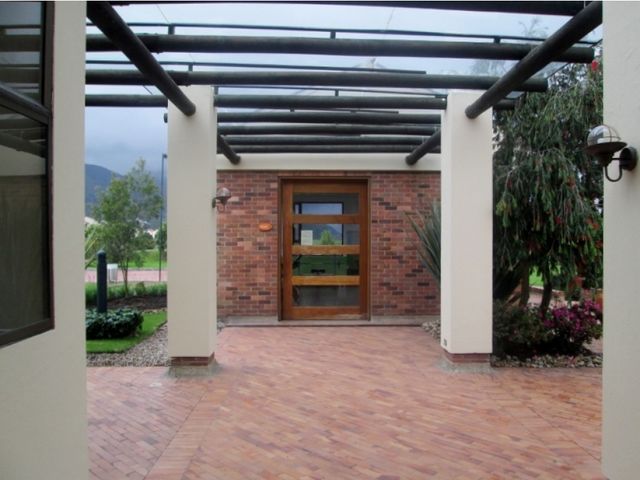 place photo 34