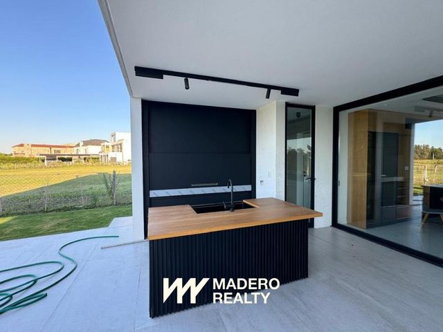 place photo 87