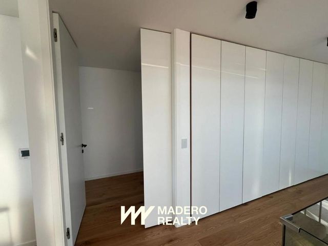place photo 53