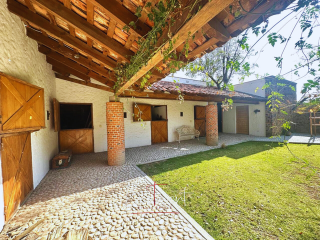place photo 36