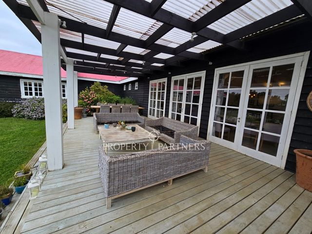 place photo 36