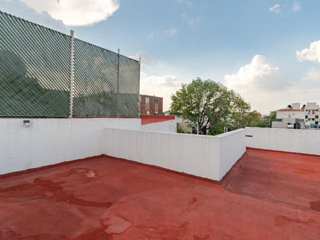 place photo 36