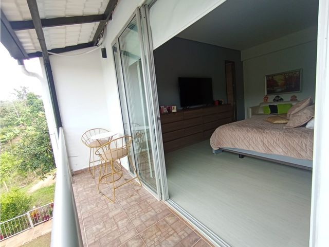 place photo 54