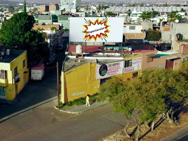 Local en Renta Cerca del Crucero Salida a Mil Cumbres, Morelia