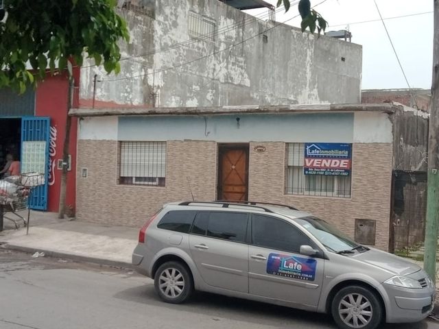 PH AL FRENTE, MUY BUENA UBICACIÓN. OPORTUNIDAD