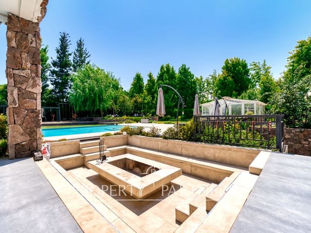 place photo 46