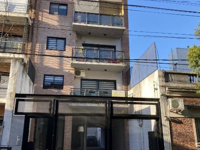 Piso en venta en Quilmes Centro