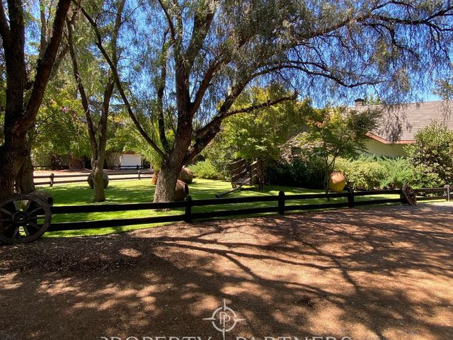 place photo 23