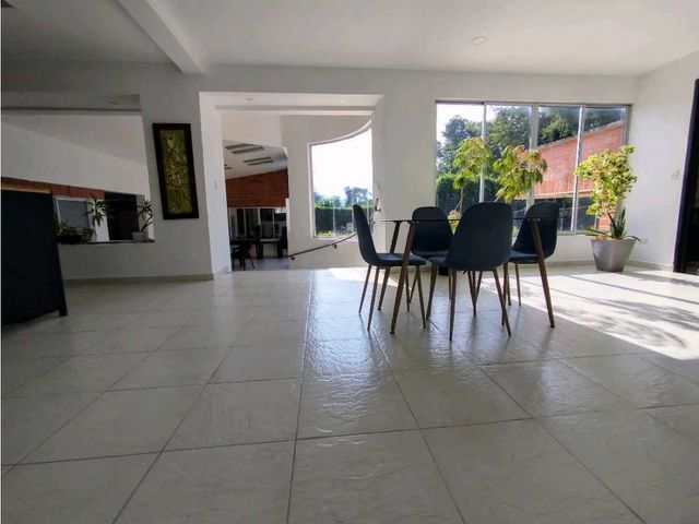place photo 44