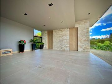 place photo 48