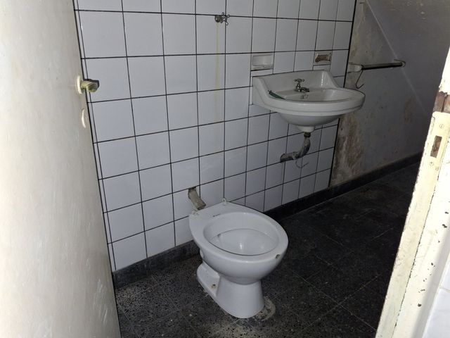 place photo 150