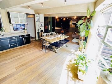place photo 44