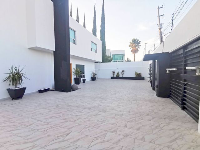 place photo 39
