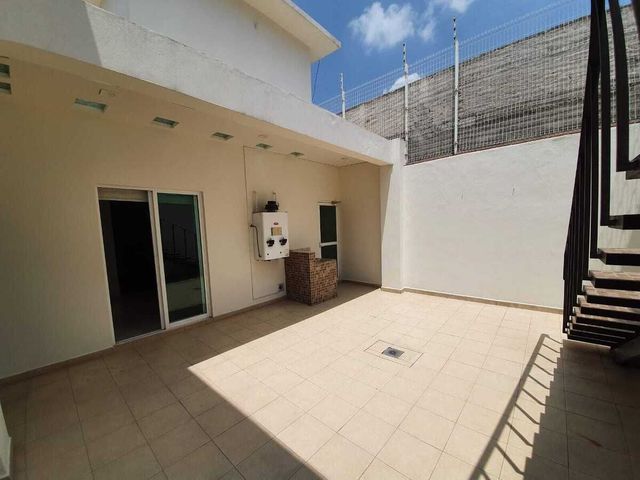 place photo 32