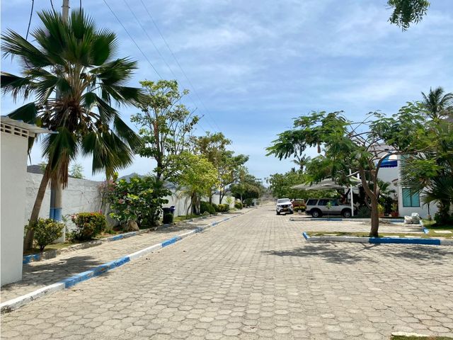place photo 34