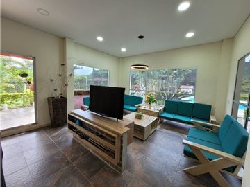 place photo 52