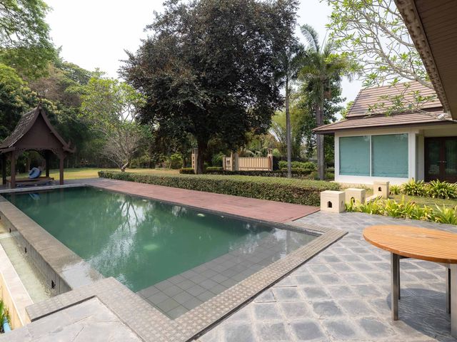 place photo 83