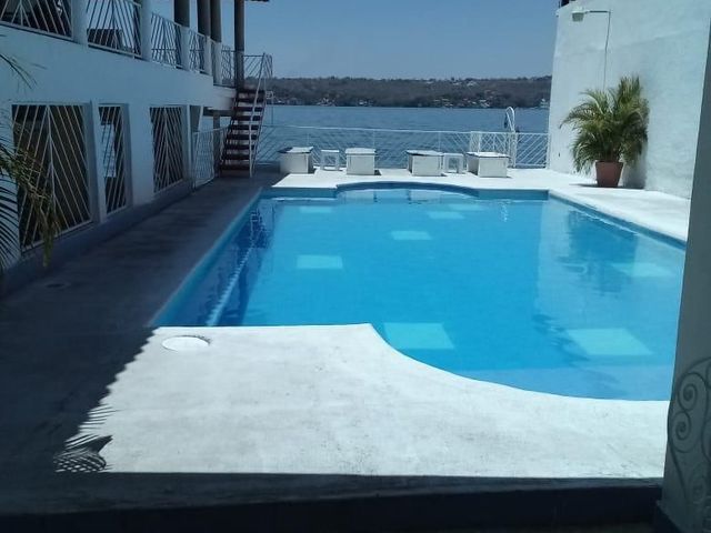 place photo 24