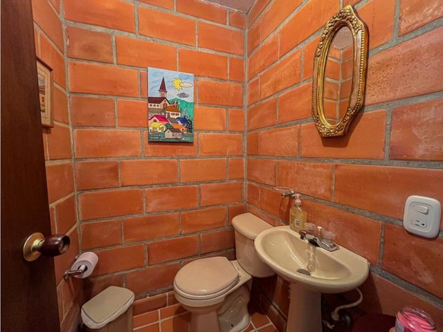 place photo 36