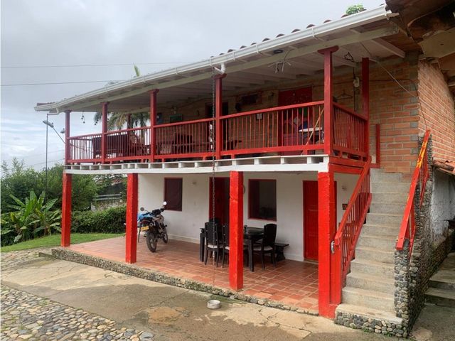place photo 32