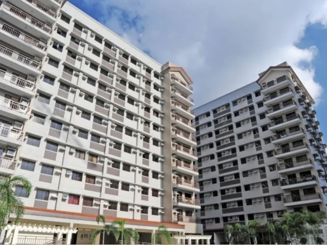 FOR SALE:  2BR Escalades@20th Avenue, San Roque, Quezon City