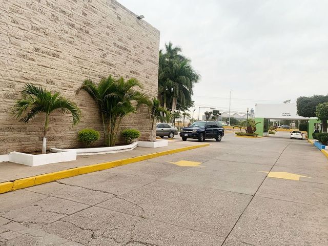 place photo 26