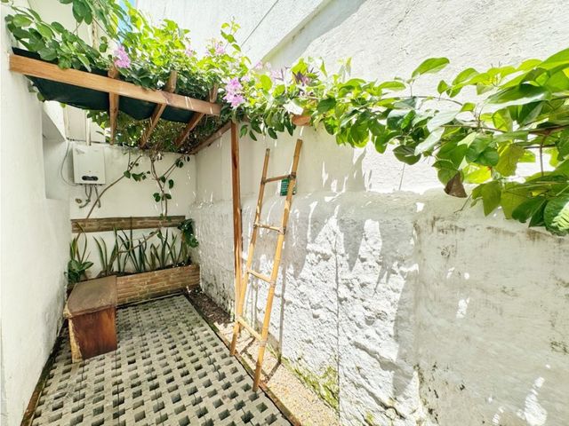 place photo 36