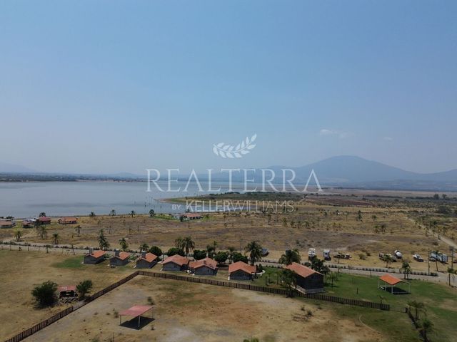 place photo 11