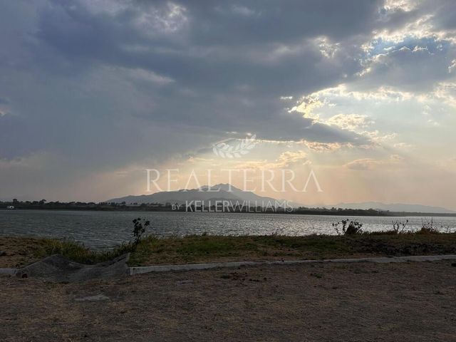 place photo 23