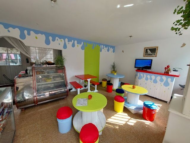place photo 25