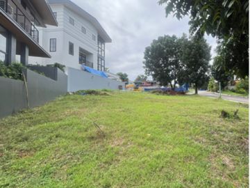 For Sale: Vacant Lots at Tivoli Royale Quezon City