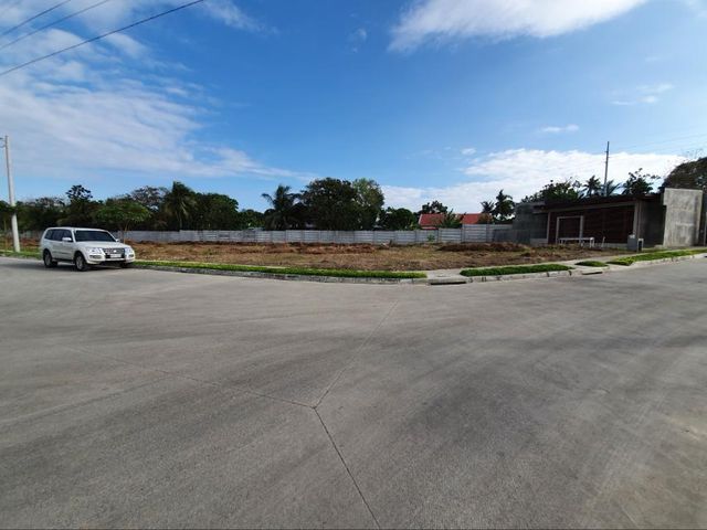 For Sale: Vacant Lot located in Seafront Residences, San Juan Batangas
