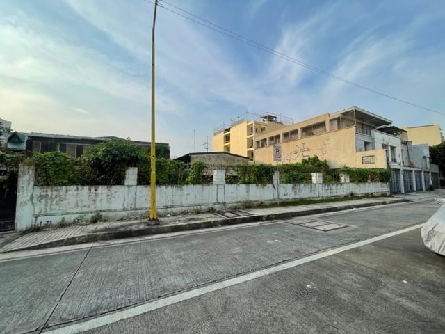 San Antonio Village, Makati: Residential Lot for Sale: 618 sqm, Wide Frontage