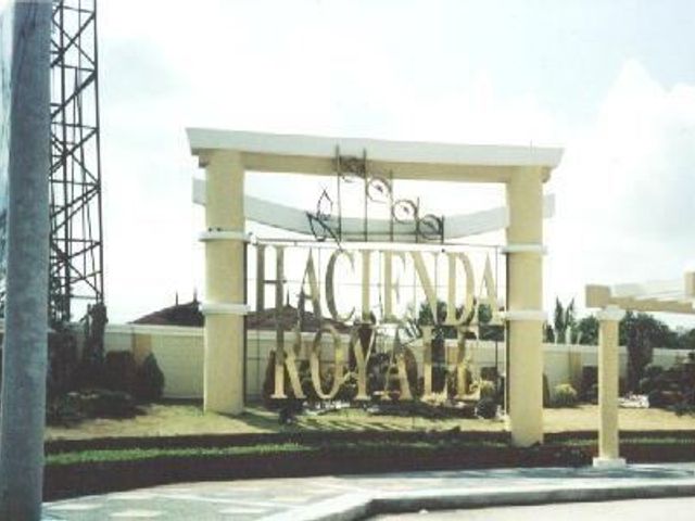 EH-1026: ! For Sale ! 480 Sqm Residential House and lot located at Hacienda Royale Pampanga