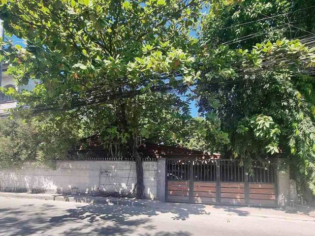 LOT WITH OLD HOUSE OS-HL0041 FOR SALE