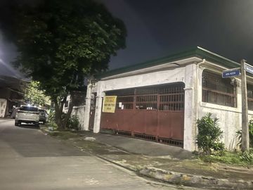 Corner Residential House and Lot for sale in Tandang Sora Quezon City