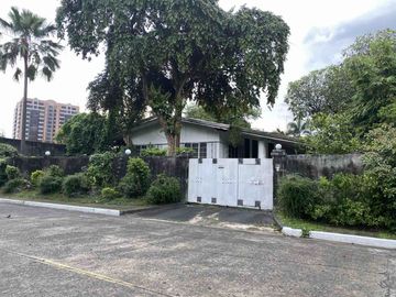 For Sale: House and lot at East Greenhills Subdivision, Mandaluyong City