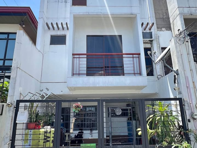 3BR House and Lot for Rent in Pasig City