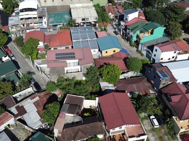 LOT FOR SALE IN QUEZON CITY