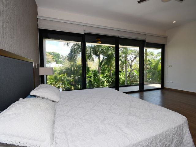 place photo 43