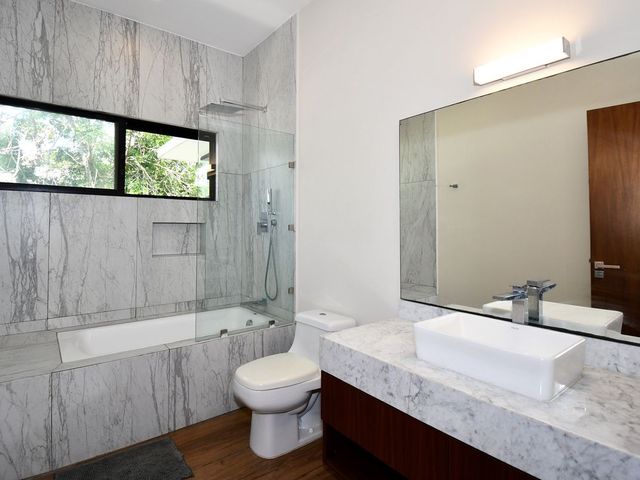 place photo 46
