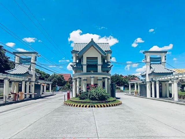EH-1138: ! For Sale ! 245 Sqm lot located at Hacienda Royale, Telabastagan, CSFP