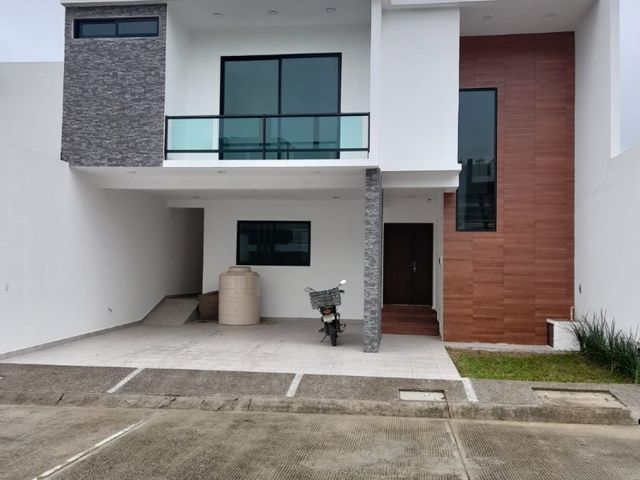 place photo 39